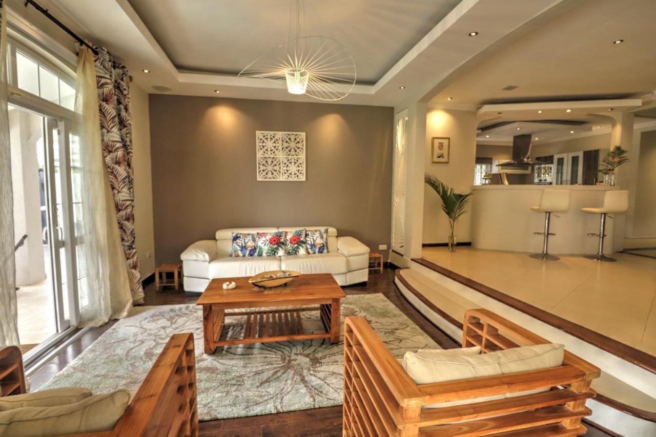 Happiness Villa 3 Bedroom Luxury Villa With Private Pool, Near All Amenities And Beaches Mauritius Grand-Baie Eksteriør billede